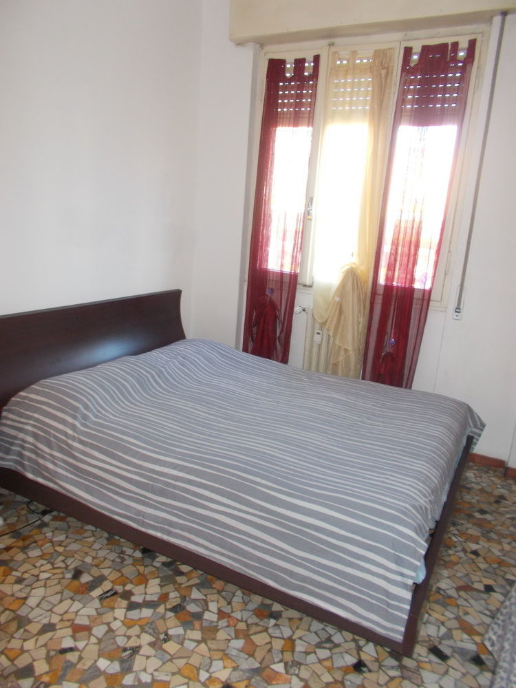 B&B Students Home Pavia Kültér fotó